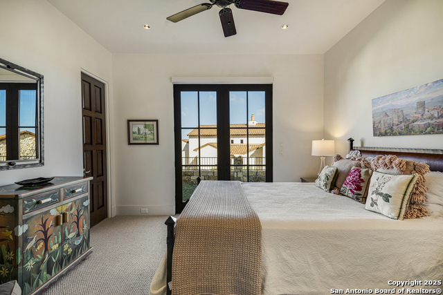 Listing photo id 38 for 20 Vittoria Ridge