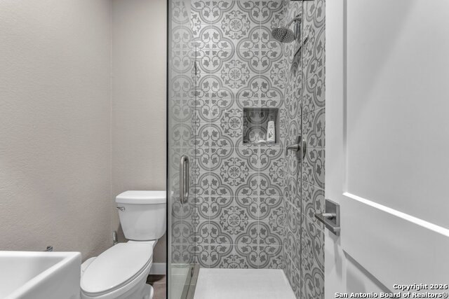 Image 33 of 57 For 918 Steubing Oaks