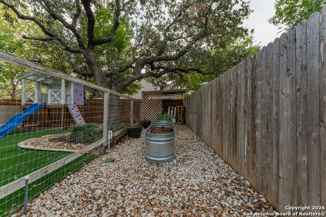 Image 53 of 57 For 918 Steubing Oaks