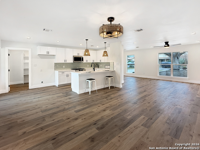 Image 6 of 14 For 5642 Sir Gareth