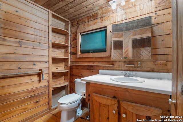 Image 16 of 33 For 730 Gallagher Dr