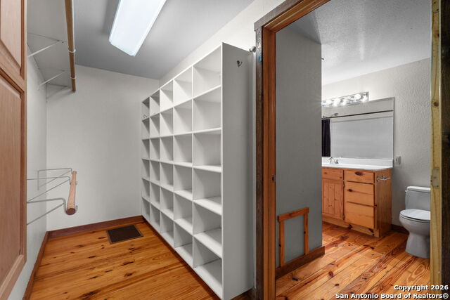 Image 18 of 33 For 730 Gallagher Dr