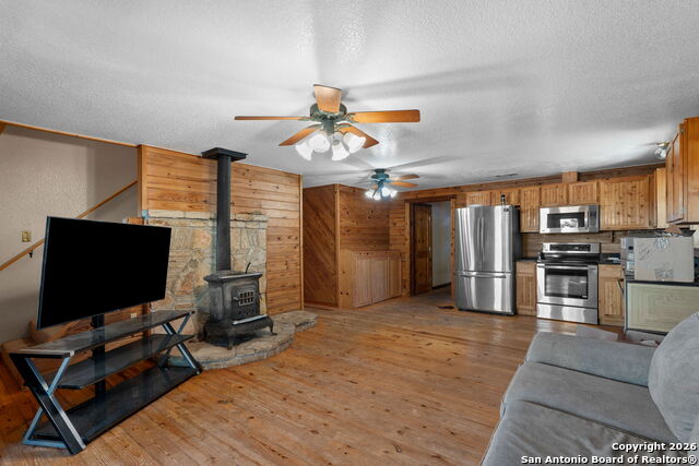 Image 6 of 33 For 730 Gallagher Dr