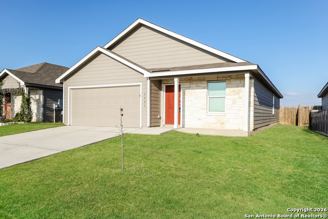 Listing photo id 0 for 3921 Far Horizon