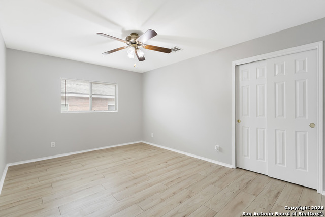 Image 17 of 22 For 1671 Mason King