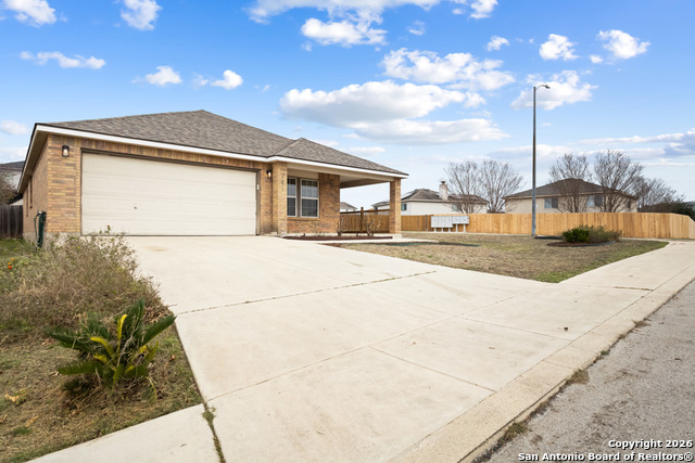 Image 2 of 22 For 1671 Mason King