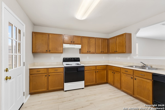 Image 9 of 22 For 1671 Mason King