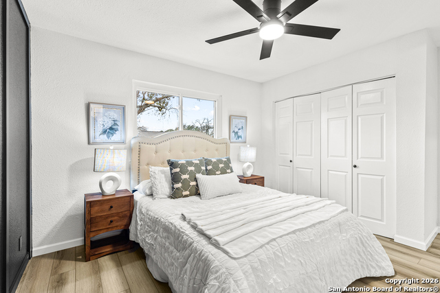 Image 13 of 25 For 5807 Cliffmont