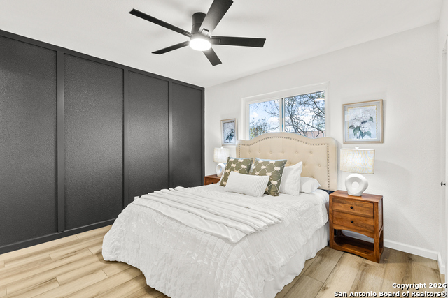 Image 14 of 25 For 5807 Cliffmont