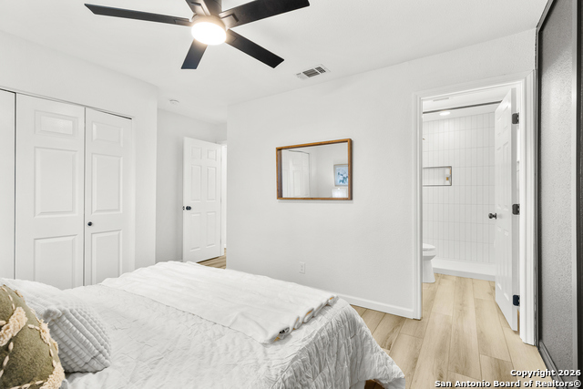 Image 16 of 25 For 5807 Cliffmont