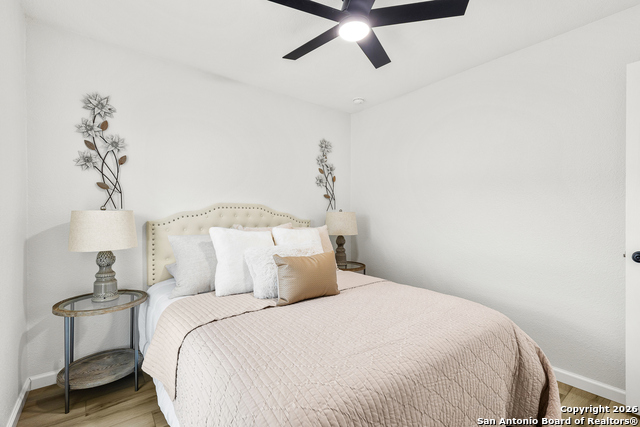 Image 17 of 25 For 5807 Cliffmont