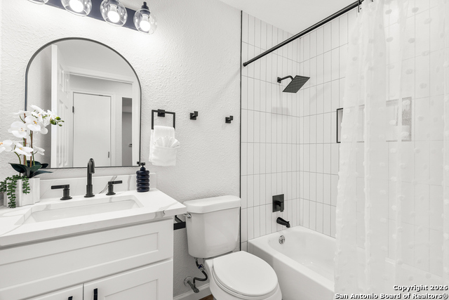 Image 19 of 25 For 5807 Cliffmont