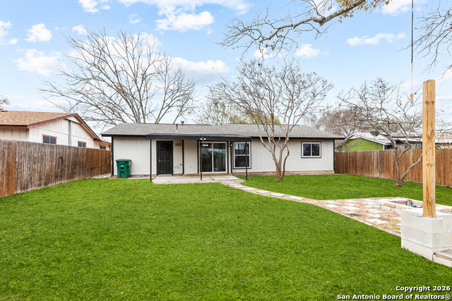 Image 22 of 25 For 5807 Cliffmont