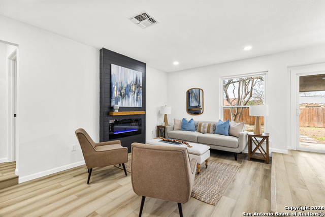 Image 5 of 25 For 5807 Cliffmont