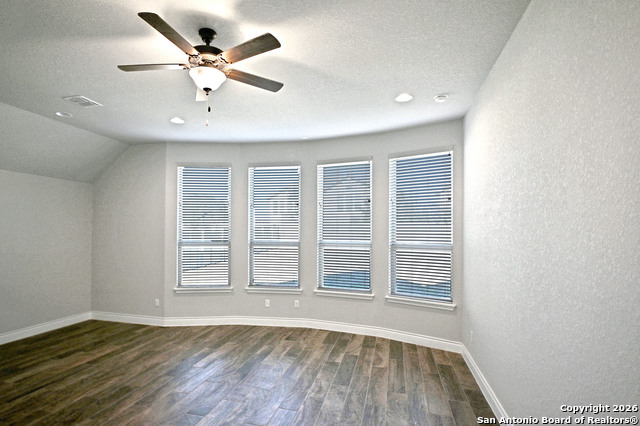 Image 11 of 34 For 588 Vale  