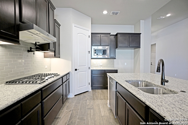 Image 5 of 34 For 588 Vale  