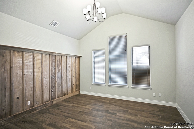 Image 8 of 34 For 588 Vale  