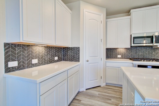 Image 2 of 23 For 1822 Pining Street