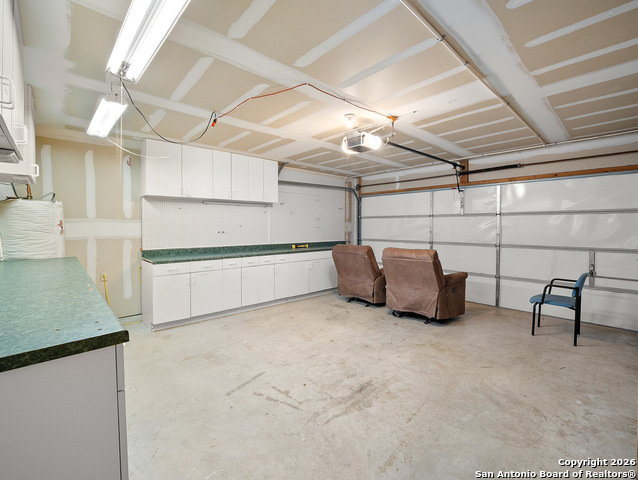 Image 15 of 36 For 422 Benetton Drive