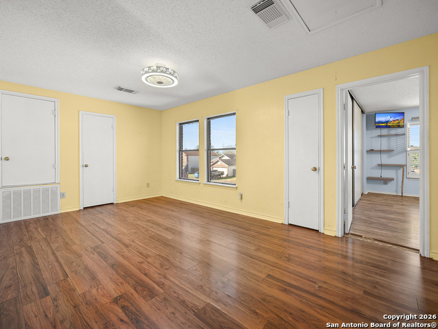 Image 17 of 36 For 422 Benetton Drive