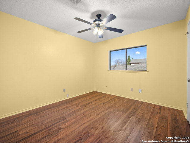 Image 25 of 36 For 422 Benetton Drive