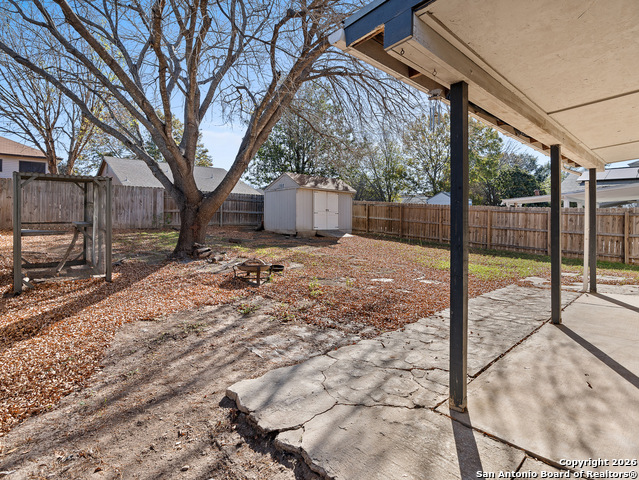 Image 33 of 36 For 422 Benetton Drive