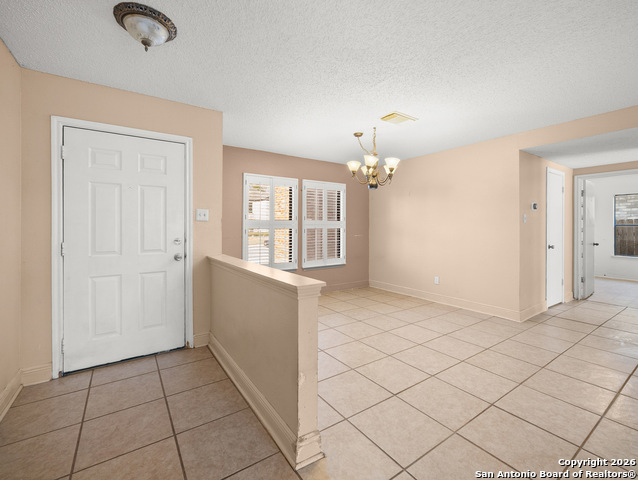 Image 5 of 36 For 422 Benetton Drive