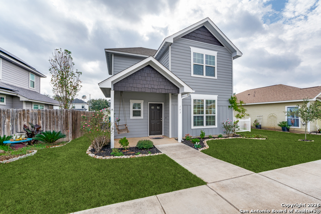 Details for 153 Lark Hill Rd, Floresville, TX 78114