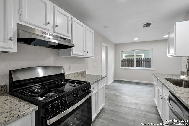 Image 13 of 35 For 5915 Lake Champlain