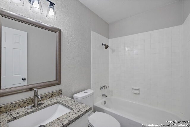 Image 18 of 35 For 5915 Lake Champlain