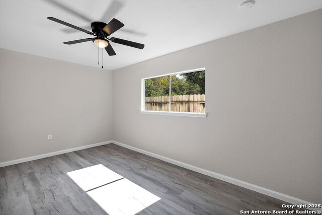 Image 21 of 35 For 5915 Lake Champlain