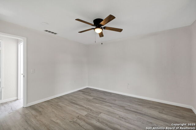 Image 27 of 35 For 5915 Lake Champlain