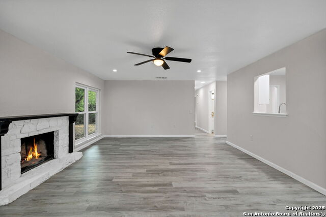 Image 8 of 35 For 5915 Lake Champlain