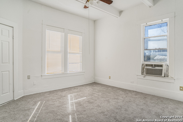 Image 12 of 31 For 1110 Ashby Pl W