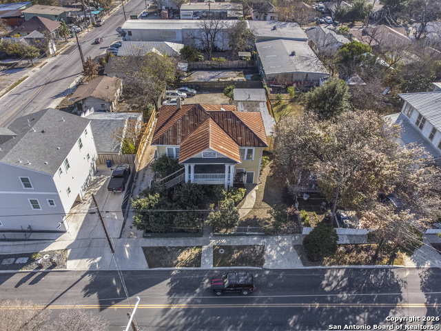 Image 23 of 31 For 1110 Ashby Pl W