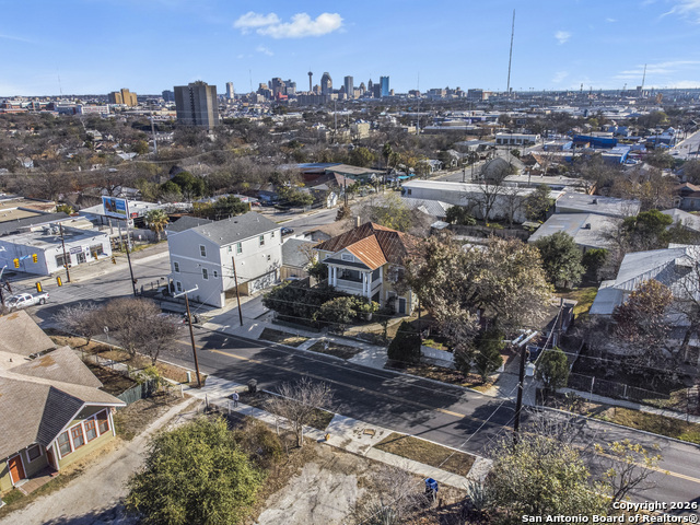 Image 24 of 31 For 1110 Ashby Pl W