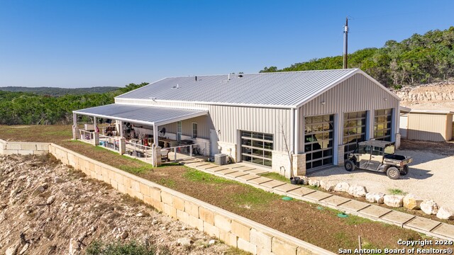 Details for 225 Arrowhead Lane, Pipe Creek, TX 78063