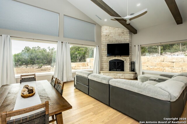 Image 21 of 52 For 225 Arrowhead Lane