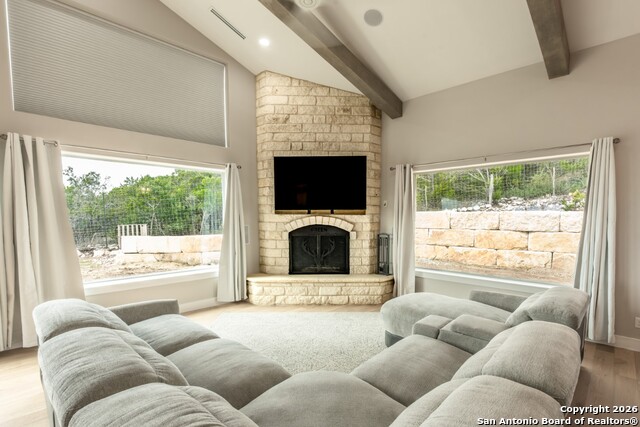 Image 24 of 52 For 225 Arrowhead Lane