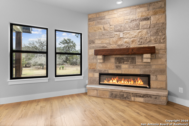 Image 14 of 37 For 181 Deerwood Circle