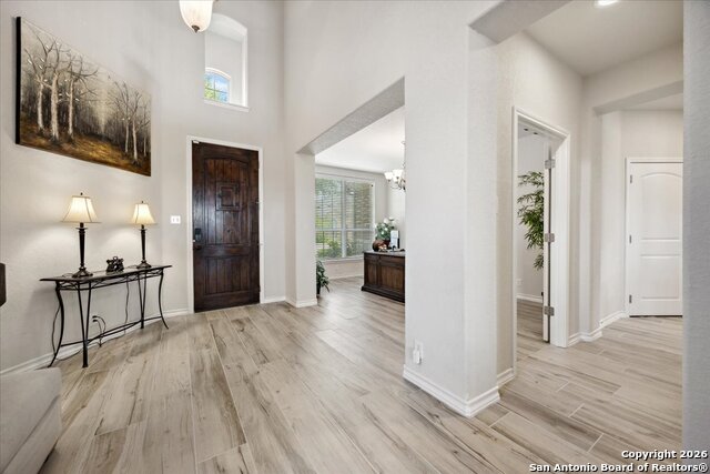 Image 10 of 50 For 25619 Poerner