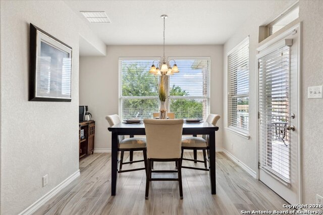 Image 22 of 50 For 25619 Poerner