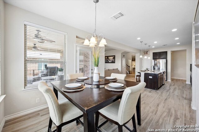 Image 24 of 50 For 25619 Poerner