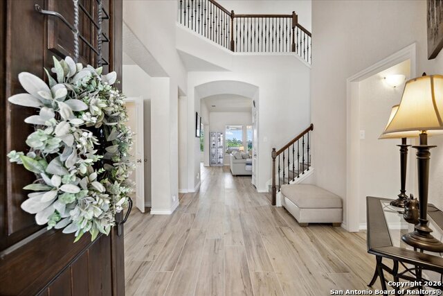 Image 4 of 50 For 25619 Poerner