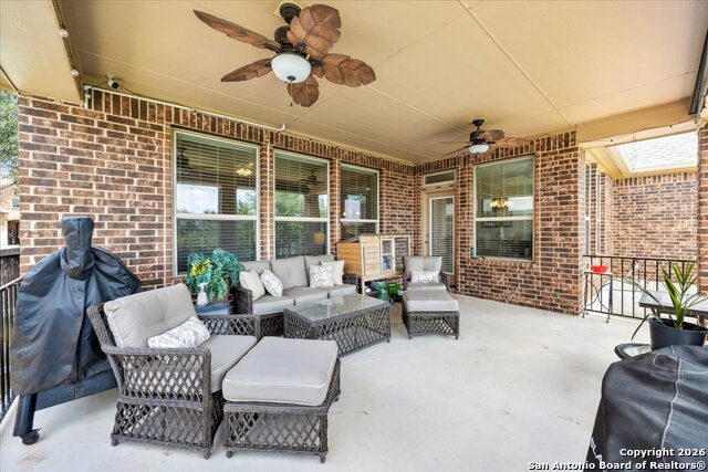 Image 46 of 50 For 25619 Poerner