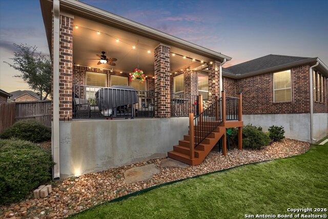 Image 48 of 50 For 25619 Poerner