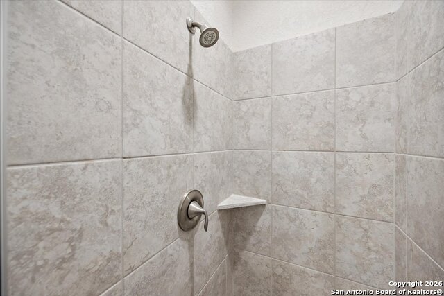 Image 9 of 50 For 25619 Poerner