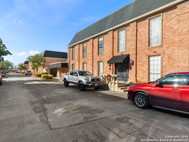 Details for 8033 New Braunfels N # 106, San Antonio, TX 78209