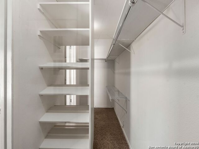 Image 29 of 32 For 8033 New Braunfels N # 106