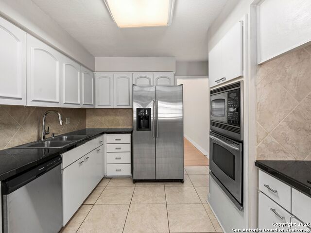 Image 8 of 32 For 8033 New Braunfels N # 106